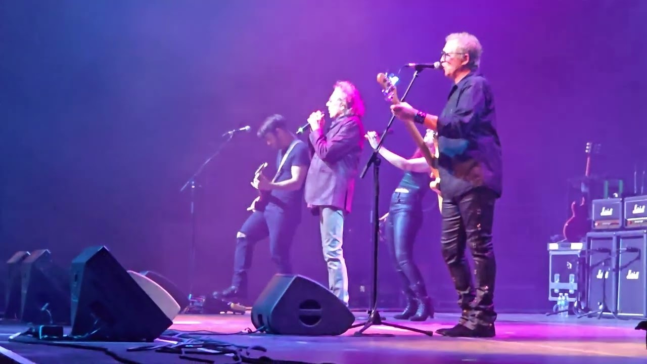 Starship with Mickey Thomas Fooled Around and Fell in Love @ Giant Center Hershey PA on 12/14/25