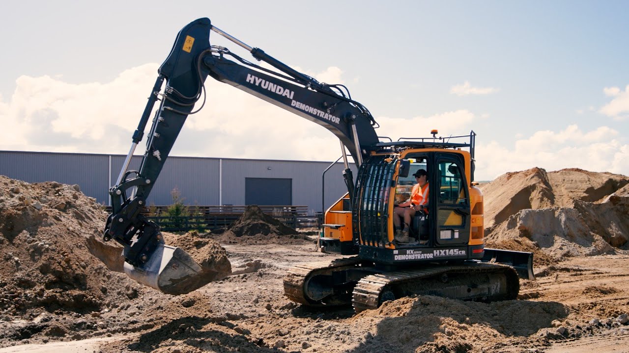 The New Hyundai HX145 | Camex Civil