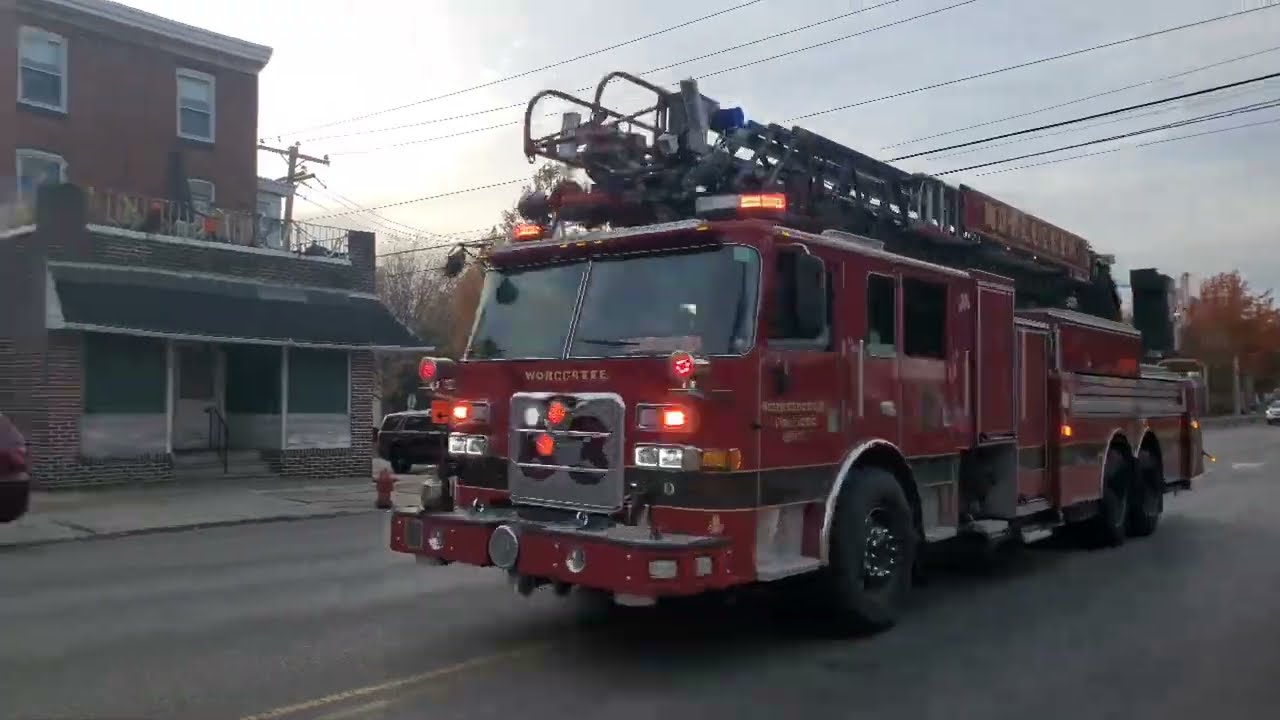 Multiple Units Responding to the 2nd Alarm Building Fire in Norristown - November 27, 2024