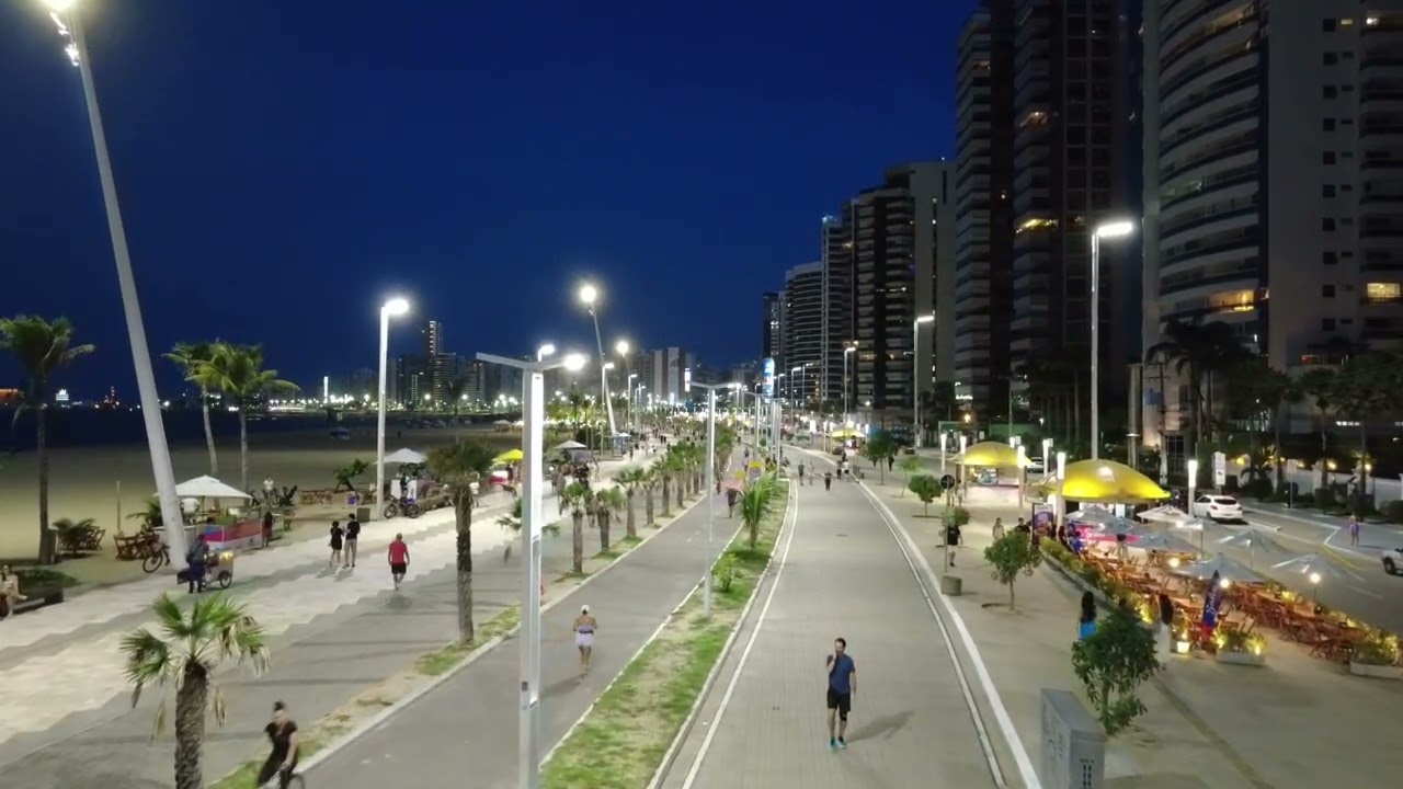 IMAGENS AÉREAS DA ORLA DA PRAIA DO MEIRELES 