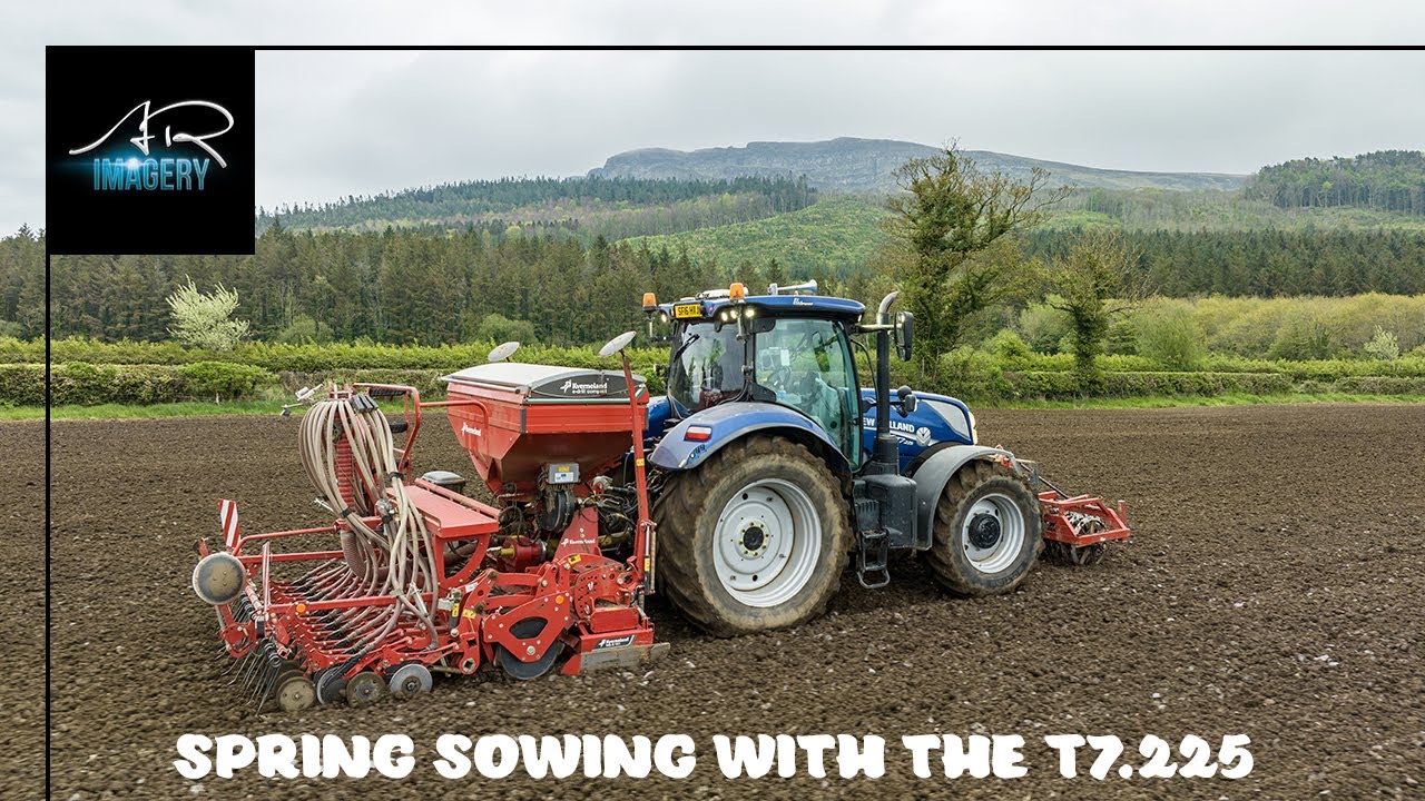 New Holland T7.225 BLUE POWER sowing with the Kverneland Drill