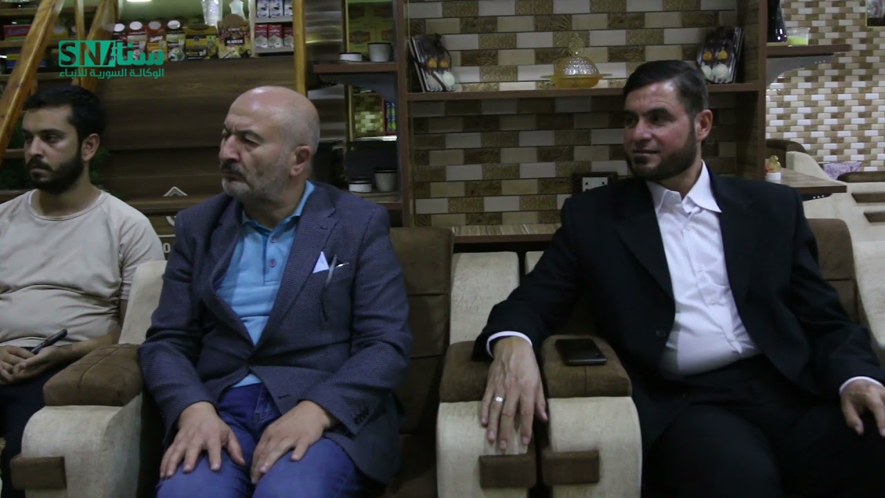 جلسة شعرية مع الأستاذ محمود طويل يروي من خلالها شعره الذي كتبه في سجن تدمر أحد سجون نظام الأسد.