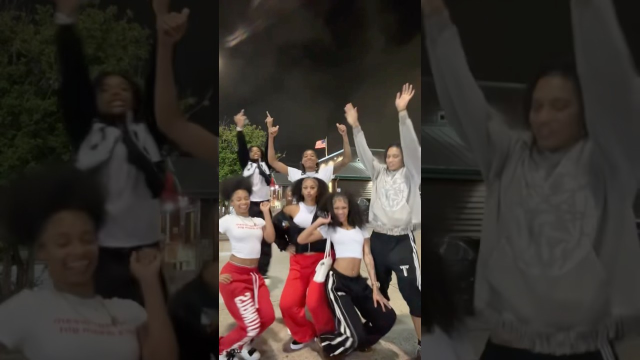 Chris , Nia , Nayah , Rina , Dess , Kavi ❤️