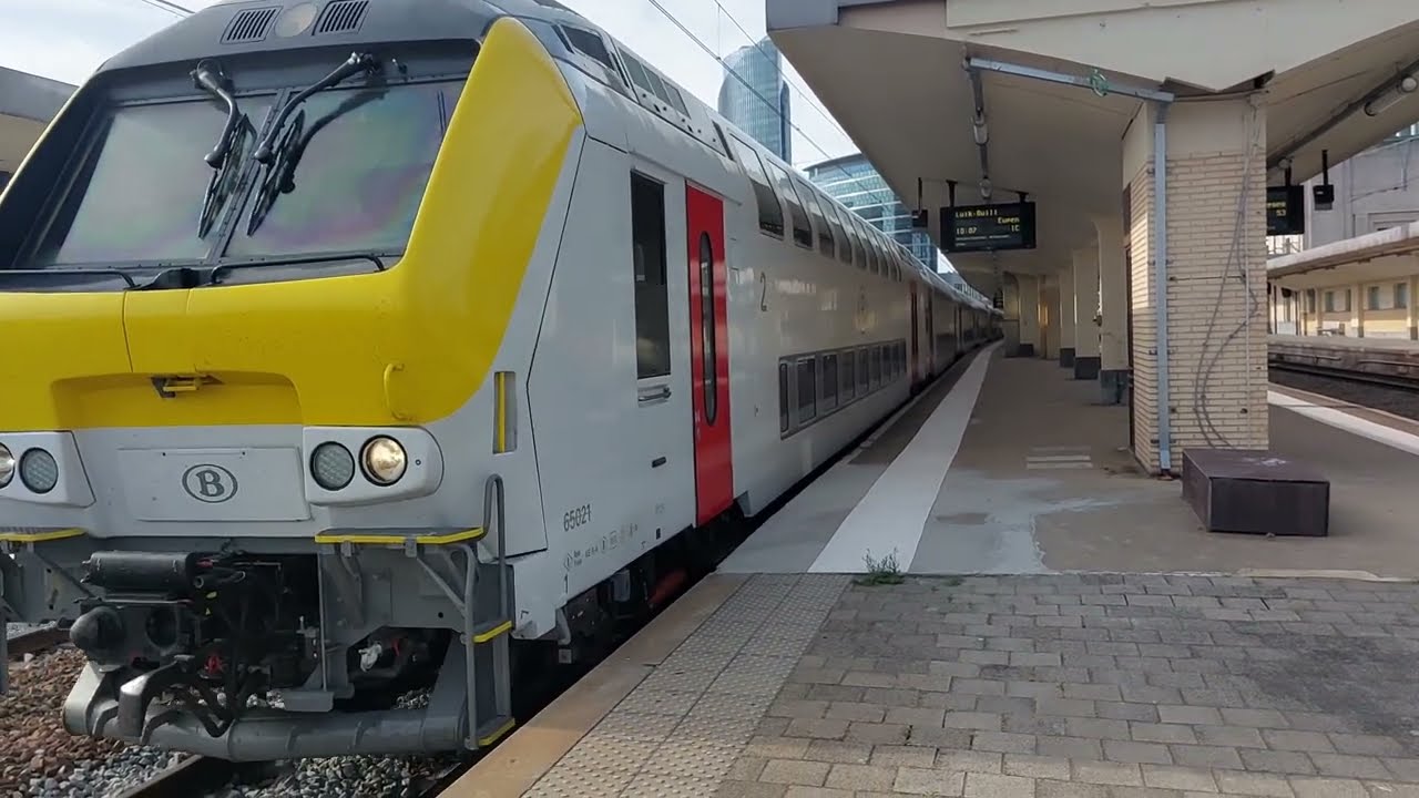 M6 + HLE 1920 vertrekt van Brussel-Noord naar Tongeren | Treinen | NMBS/SNCB