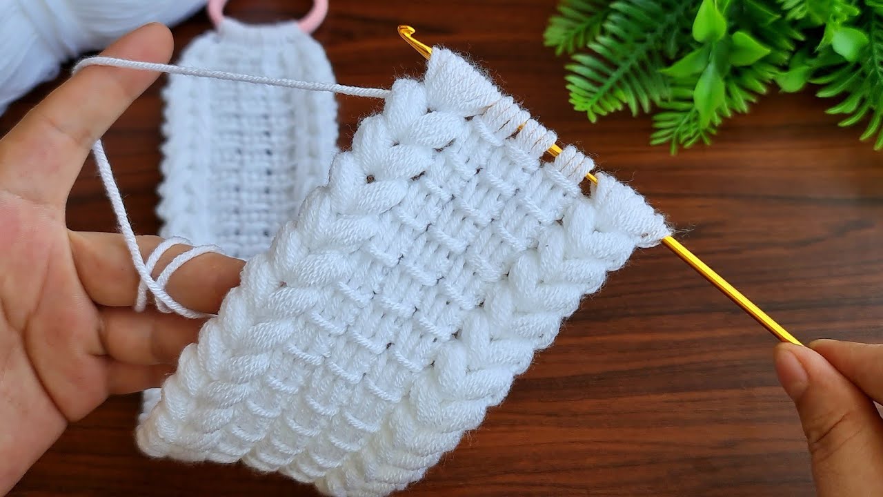 Wow!. 😲 Amazing!. sell as many as you can weave.Tunisian Crochet. Gorgeous hairband.Belt, bag handle