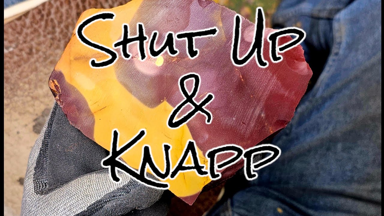 Flintknapping a Mookaite Slab With Indirect Percussion