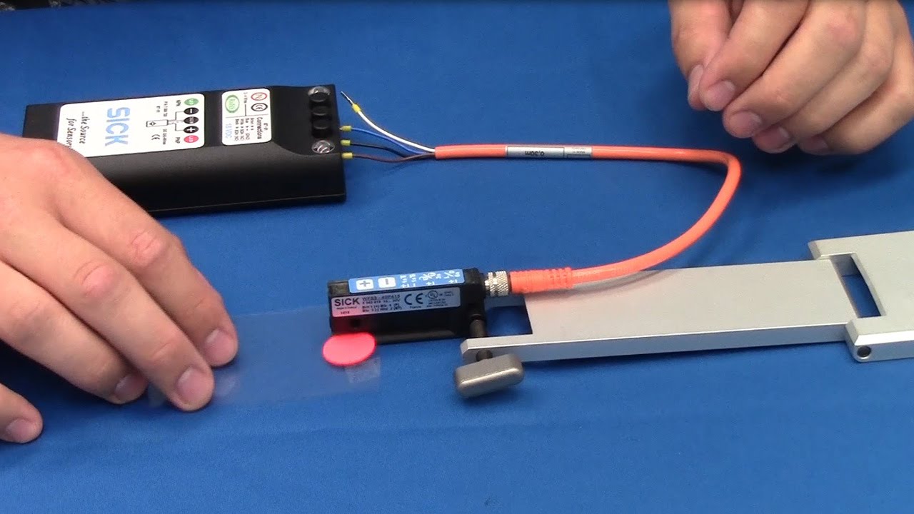 How to set up the WFS Industrial Sensors Demo Case from SICK