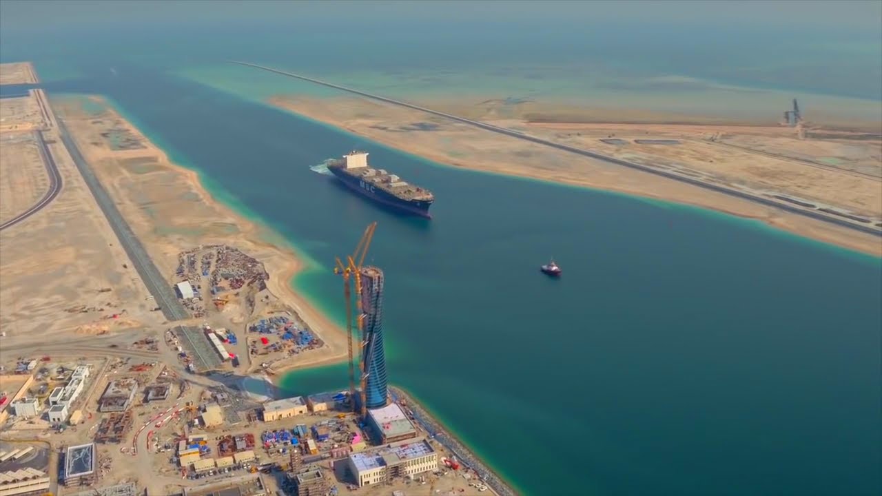 O Grandioso porto de Hamad, no meio do deserto