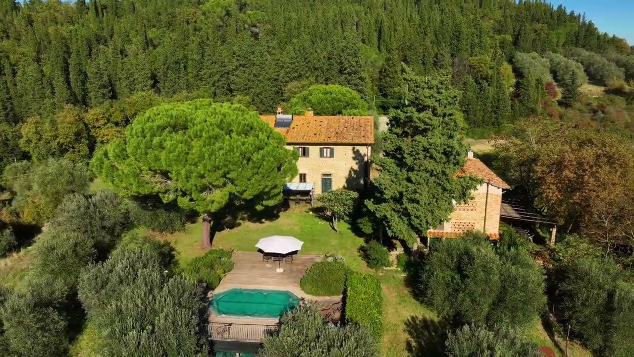 Autentico casale toscano panoramico con piscina | Authentic panoramic Tuscan farmhouse with pool