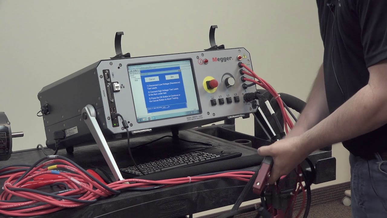 Operating the Baker AWA-IV static motor analyzer