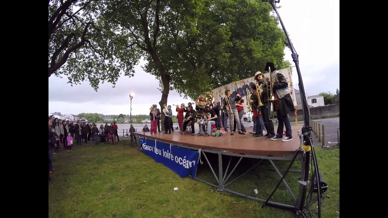 Las Pustules - Les Fanfaronnades de Trentemoult 2015