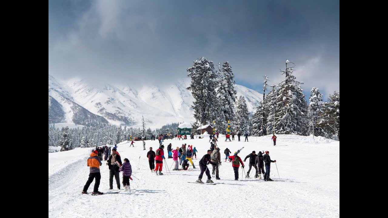 Gulmarg Gondola: Riding the Highest Cable Car on Earth | Winter Wonderland Expedition.