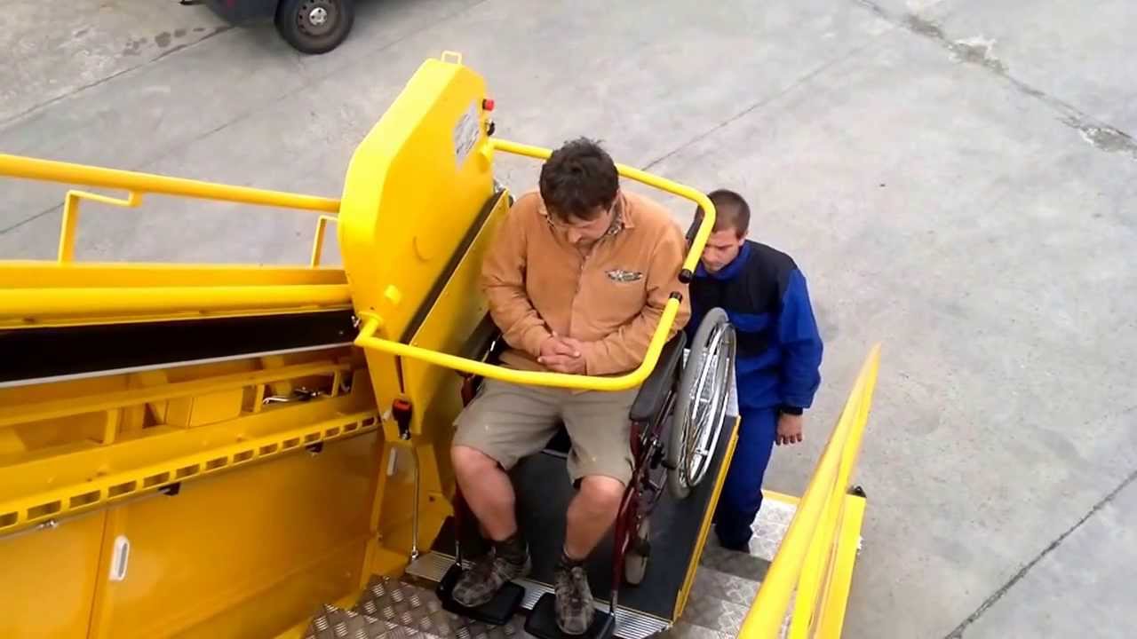 Passenger stairs with foldable lifting platform