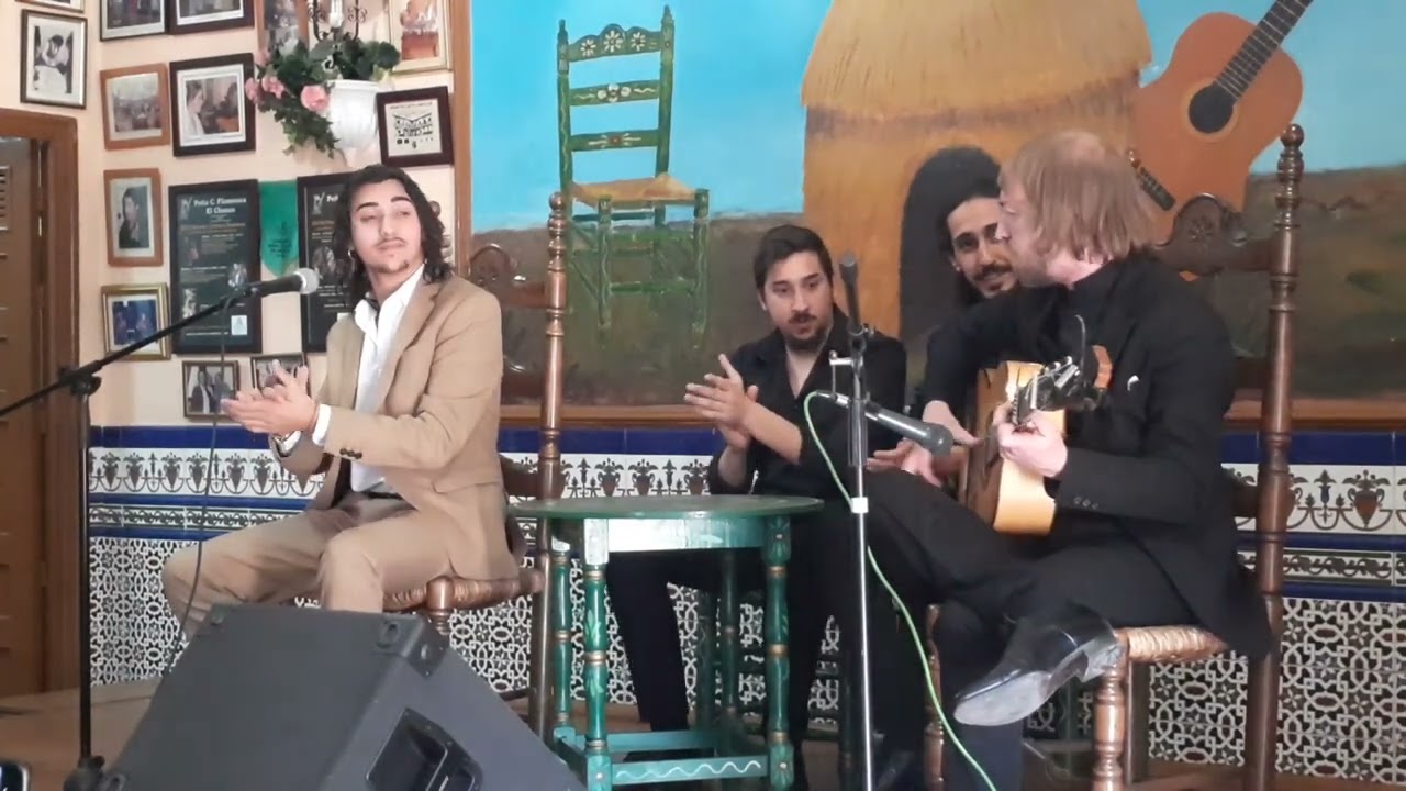 Dieguito amador y a la guitarra de Davilo Martín- Alegrías de Cádiz