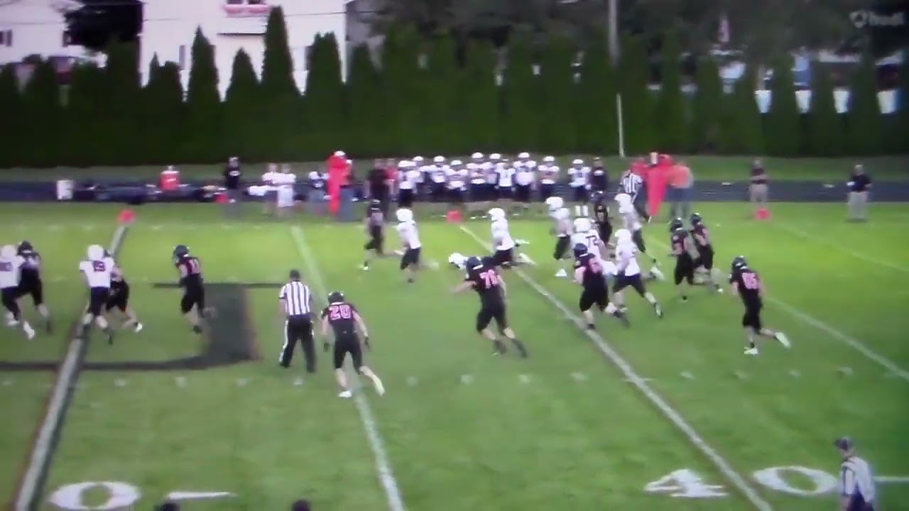 Ubly(MI) QB Evan Peruski 67 yard TD run vs. Harbor Beach