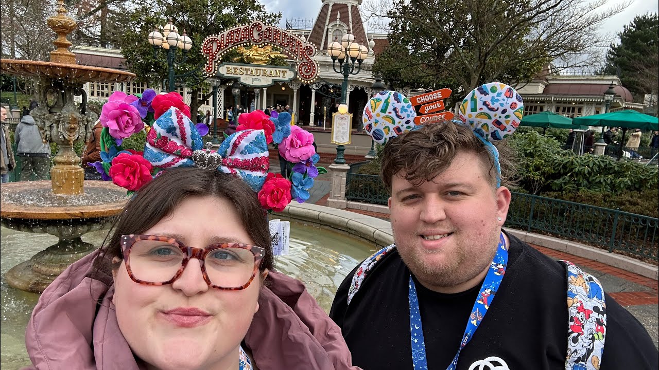 Disneyland Paris Day 3 | Shocking experience at Plaza Gardens. | Dr Strange show.