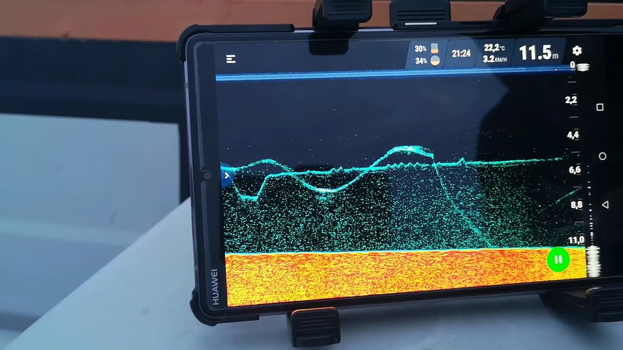DEEPER CHIRP+, jak znázorňuje sumce. (as shown by catfish)