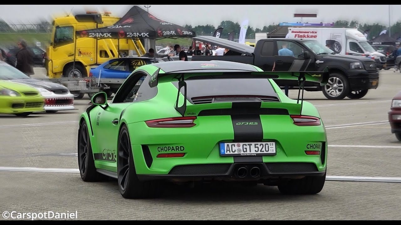 Supercars during 'SupercarMadness'!