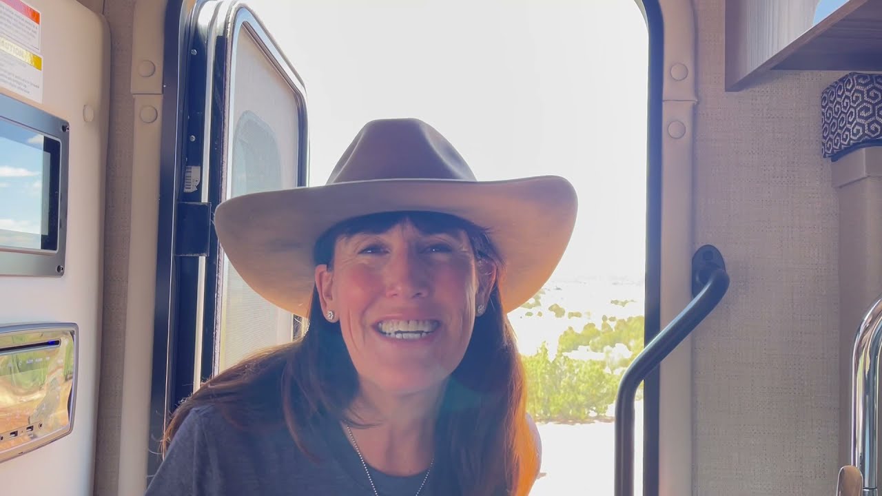 1 min of Jill DeWit in Show Low