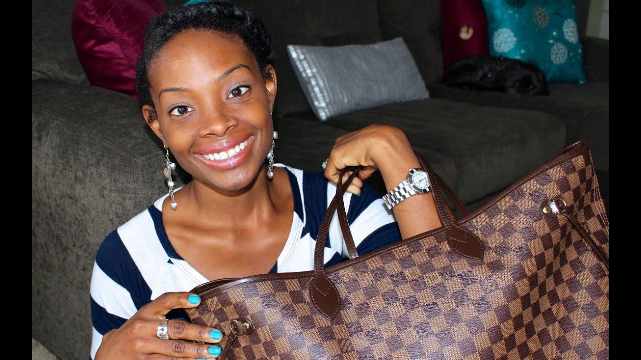 What's In My Bag | Louis Vuitton Neverfull GM