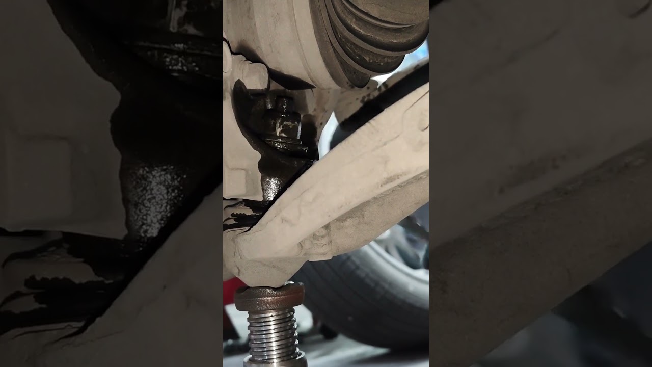 Ford Taurus Front lower ball joint dusty nut opening guide #automobile #auto #mechanic #shorts #idea