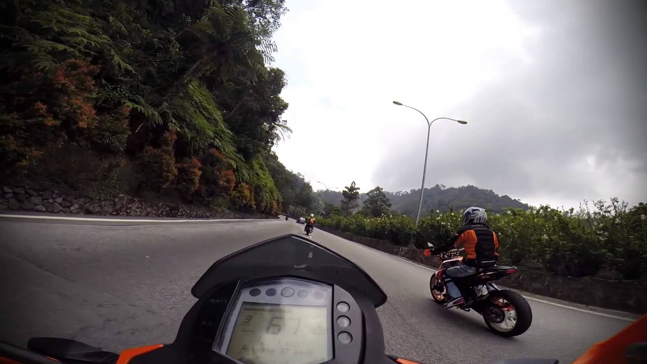 KTM Duke 200 Uphill Ride Genting Highlands
