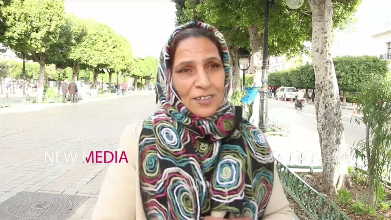 بعد  30 سنة  زواج  طلقني انشاء وأنا مافيباليش​😔​ تروي قصتها  بكل مرارة ​😔​
