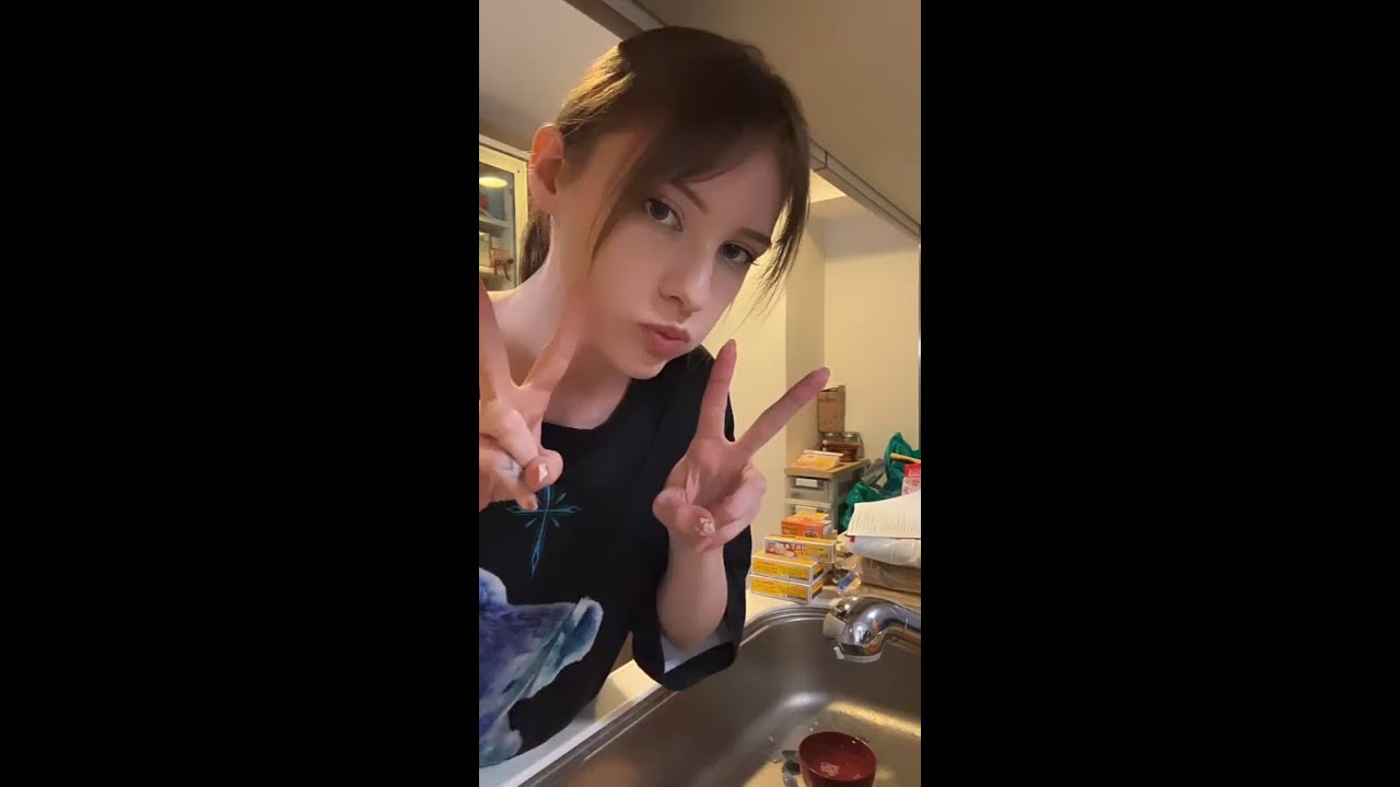 Melody Marks instagram live 200423