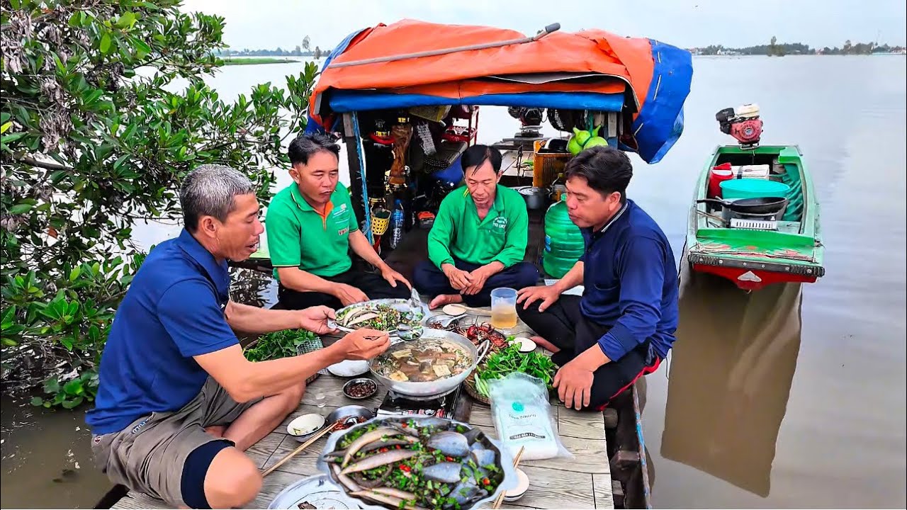 Tập 53. Lai Rai Tê Tái Với Lẩu Mắm Cá Chạch, Cá Lóc Cuốn Bánh Tráng Trên Đồng Nước Nổi Mộc Hóa 