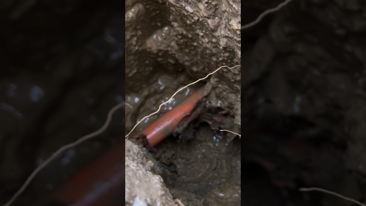 Quick look inside a utility pothole