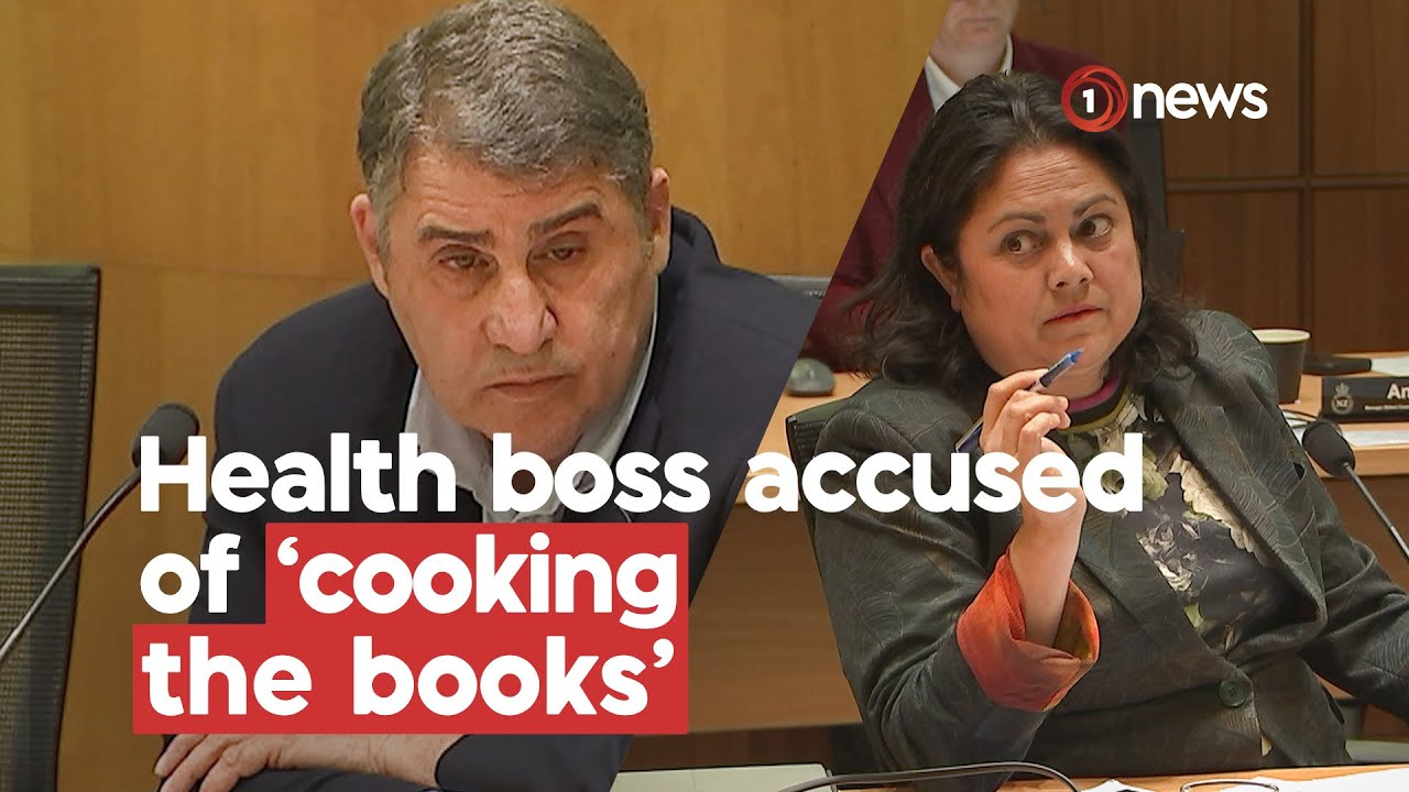 Health boss 'considering legal options' after Labour claims | 1News on TVNZ+