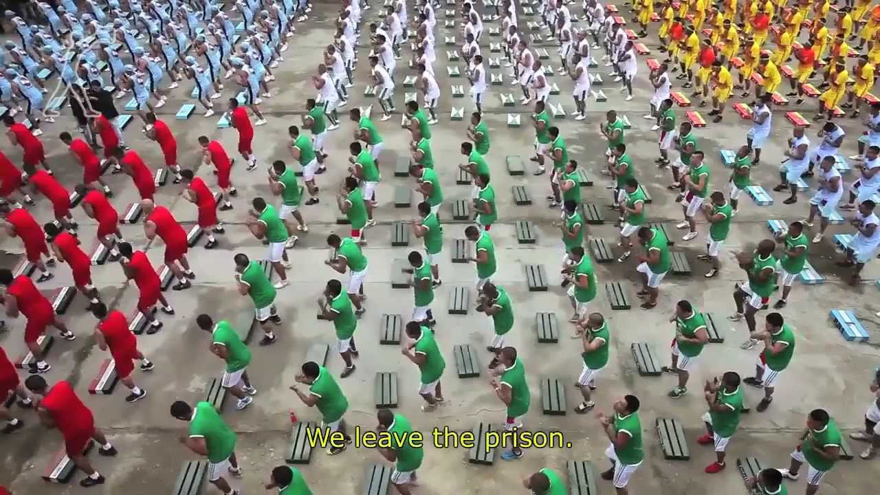 Peruvian prison aerobics