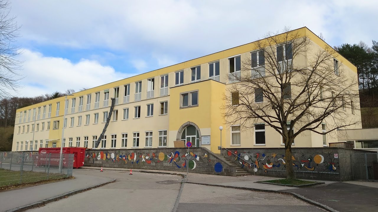 Lost Places Linz 41: Volksschule 51 - Mira Lobe Schule