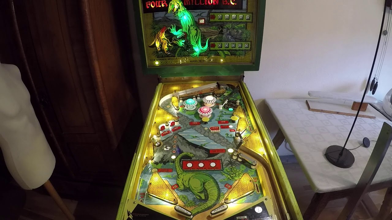 # 49 Flipper Four Million B. C. Bally, Gameplay, Pinball, Automat