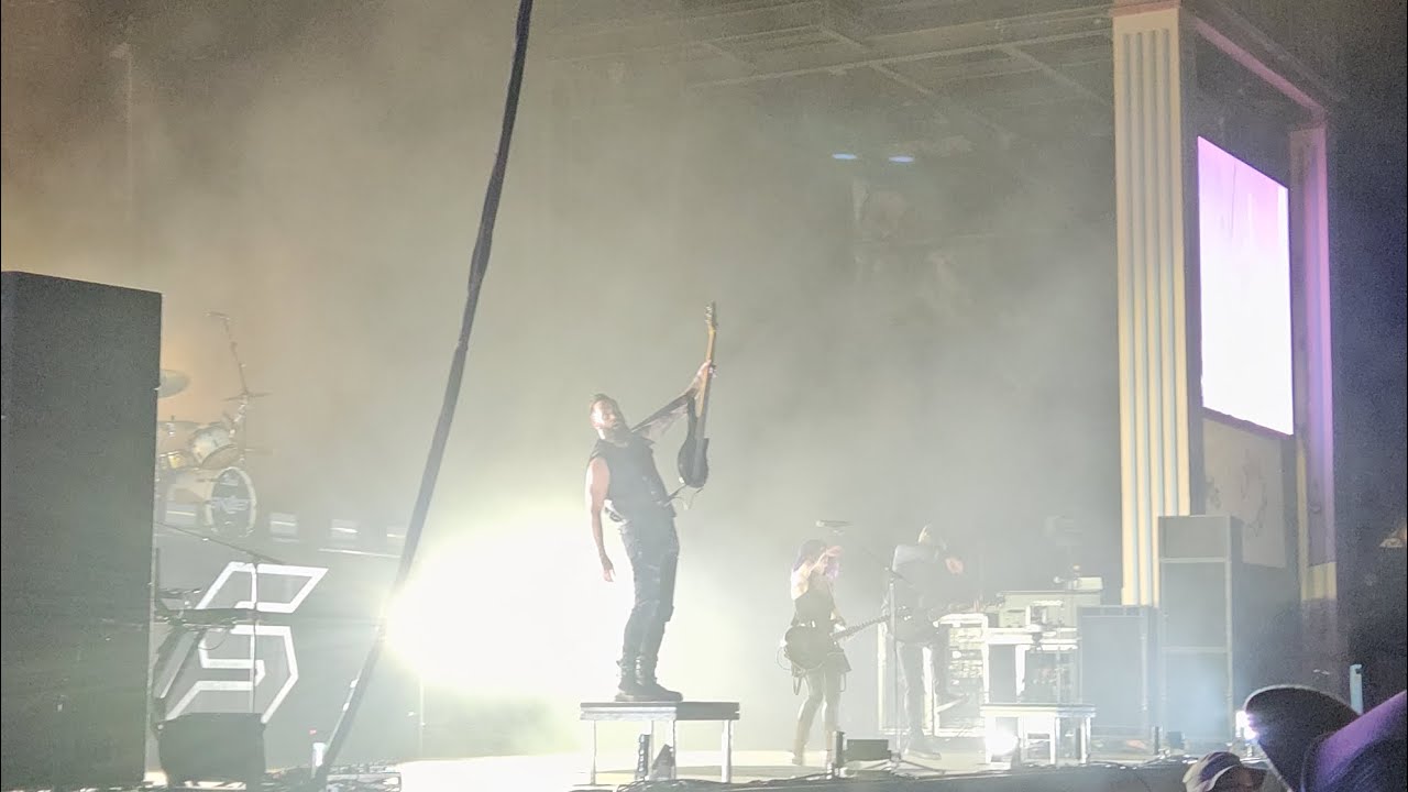 Skillet Live In 4k At Carowinds Paladium
