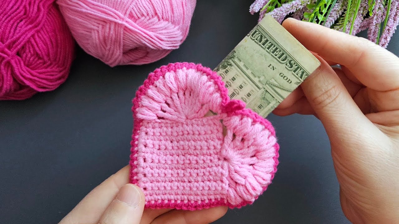 Wow!... Great crochet mini wallet | Amigurumi keychain - bag accessory #knitting #crochet