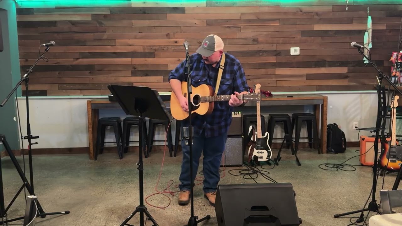 Jonathan 4   January 14, 2026 @MobjackTavernOpenMic #jonathan