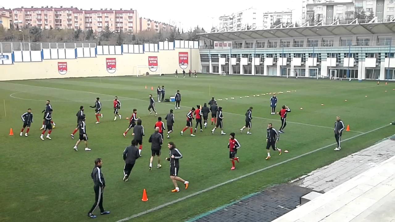 Futbolda Isınma Hareketleri HD