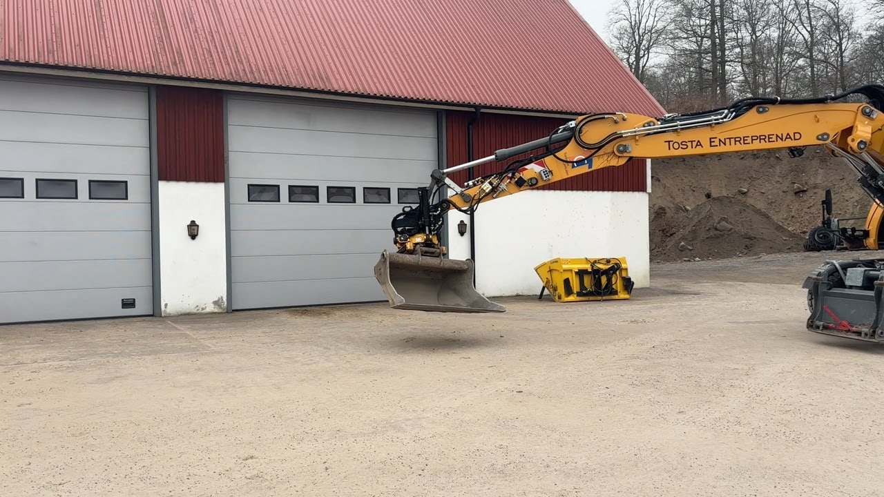 Köp Hjulgrävare Liebherr 918 Compact på Klaravik