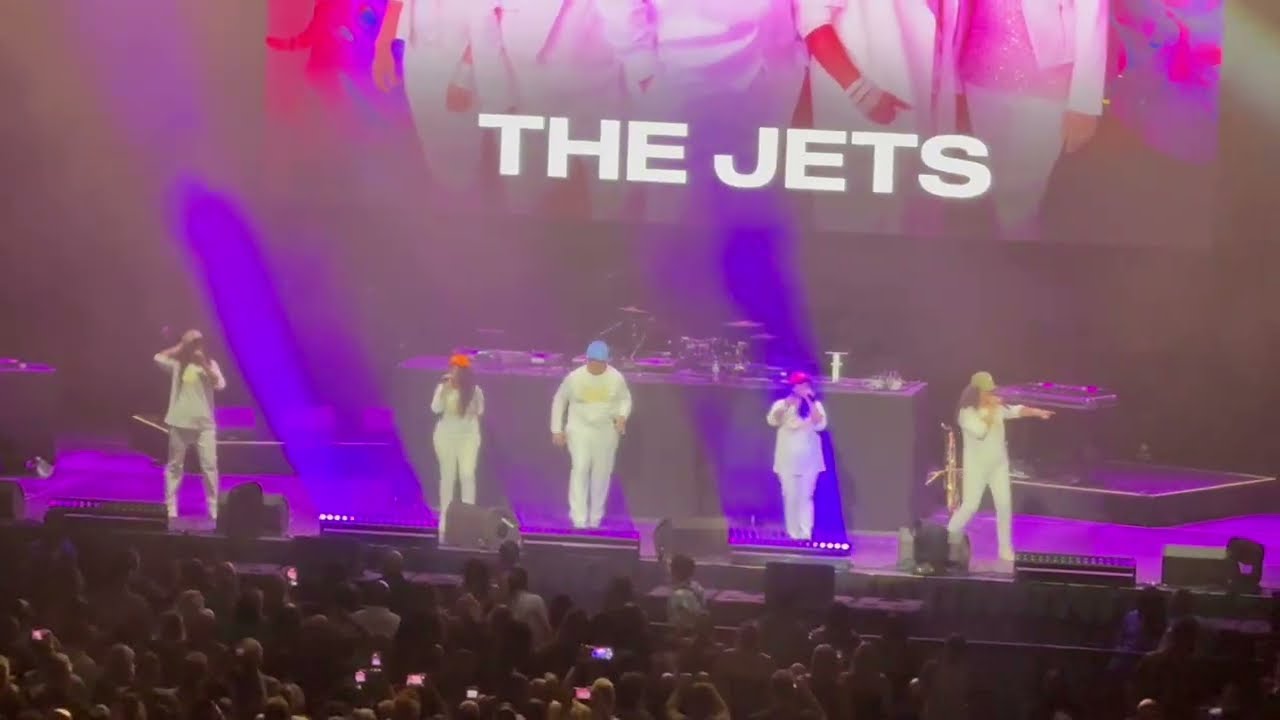 The Jets - You Got It All & Crush On You - Live at Golden 1 Center