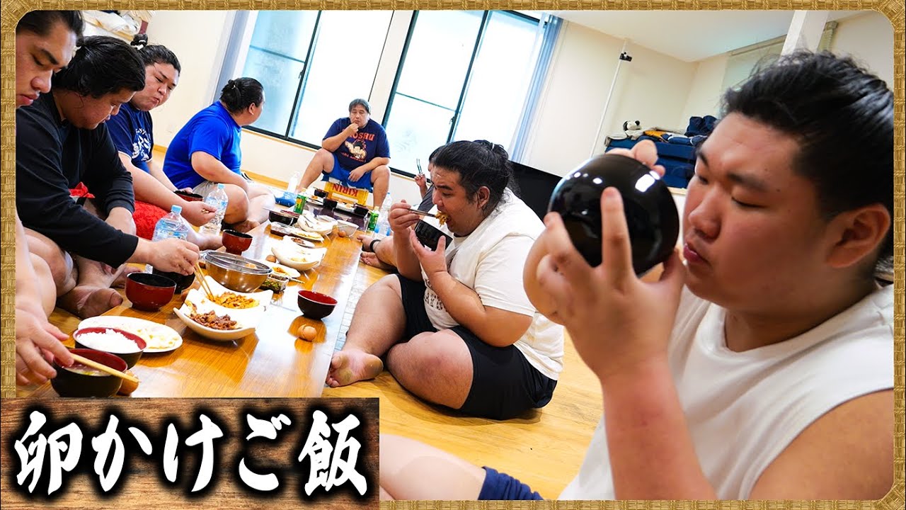 【相撲飯】ネギキムチ卵かけご飯・豚キムチ・こてっちゃん・目玉焼き・塩ちゃんこ鍋・鶏の照り焼き