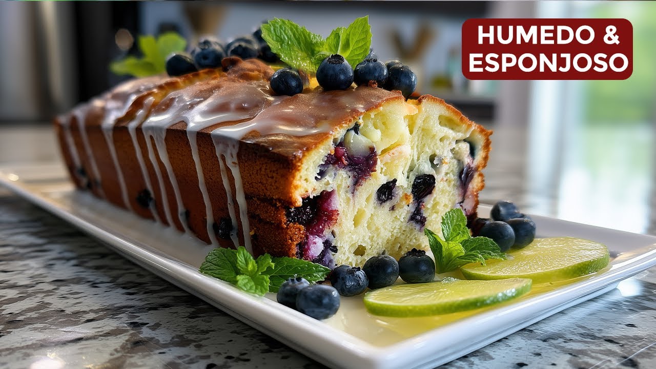 Ponqué o Bizcocho de Limón y Arándanos 🍋🫐 | SÚPER HÚMEDO (Panqué Casero)