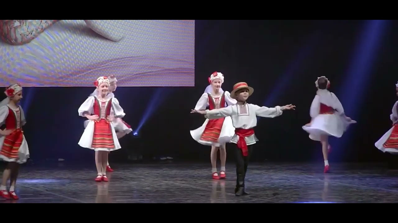 Танцевальная школа Авита.Полесская полька.