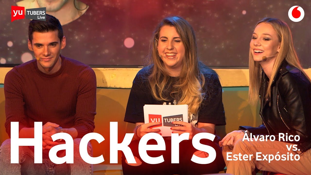 Ester Expósito y Álvaro Rico vs Los Hackers #yuTUBERSElite