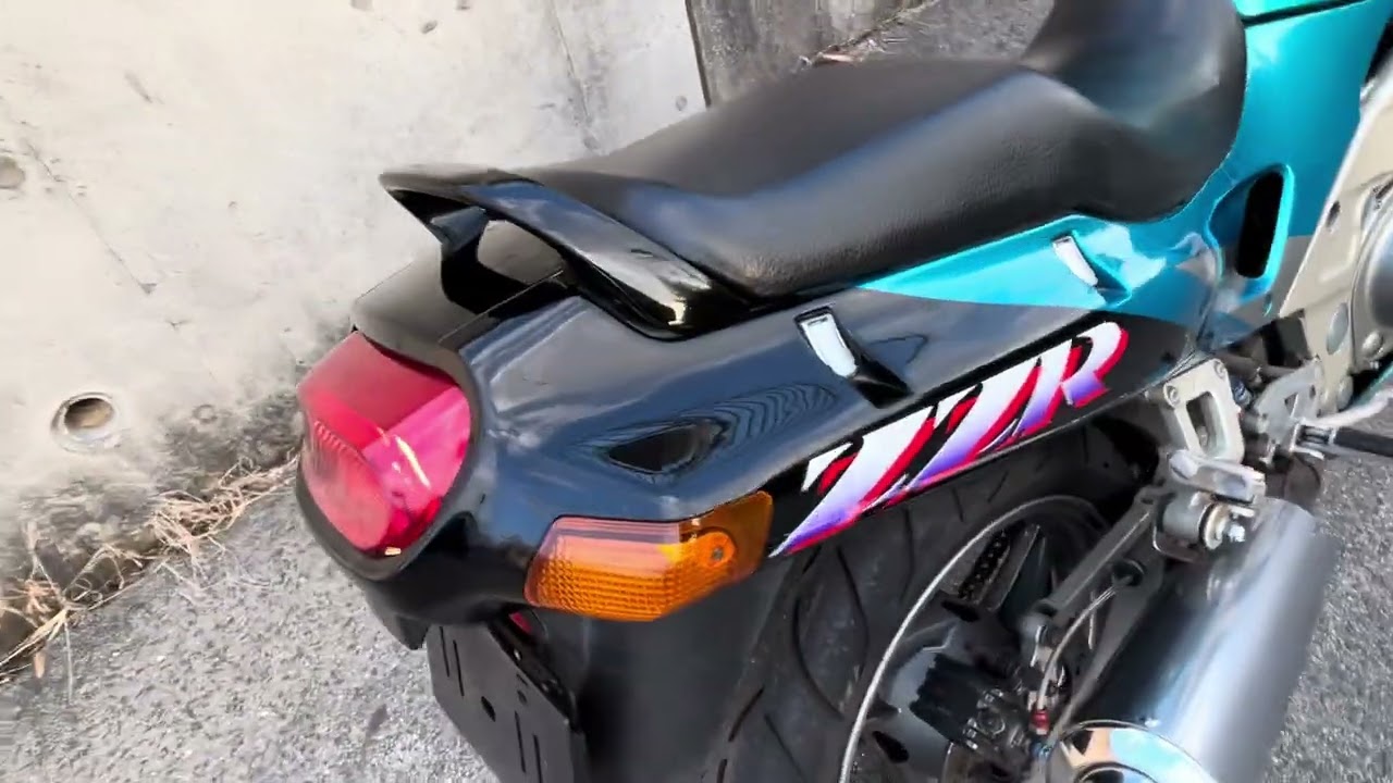 レア　希少　カワサキ　ZZR600　１００馬力　ハイスピードツアラー