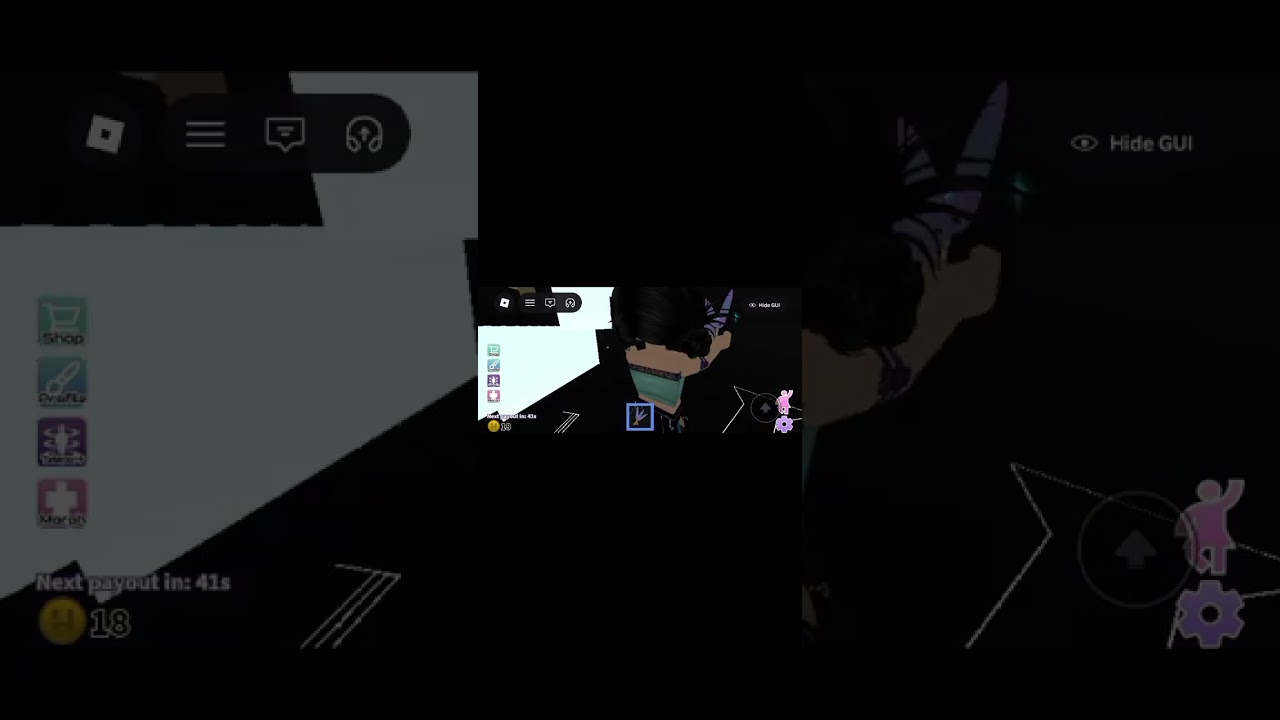 Am playing Roblox 
