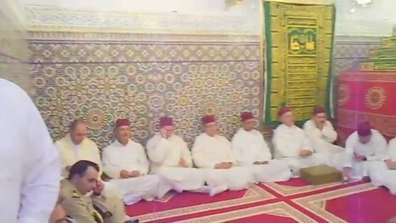 فيديو(2)موسم الولي الصالح مولاي بوشتى الخمار بتاونات أثناء زيارة الحاجب الملكي الشريف محمد العلوي
