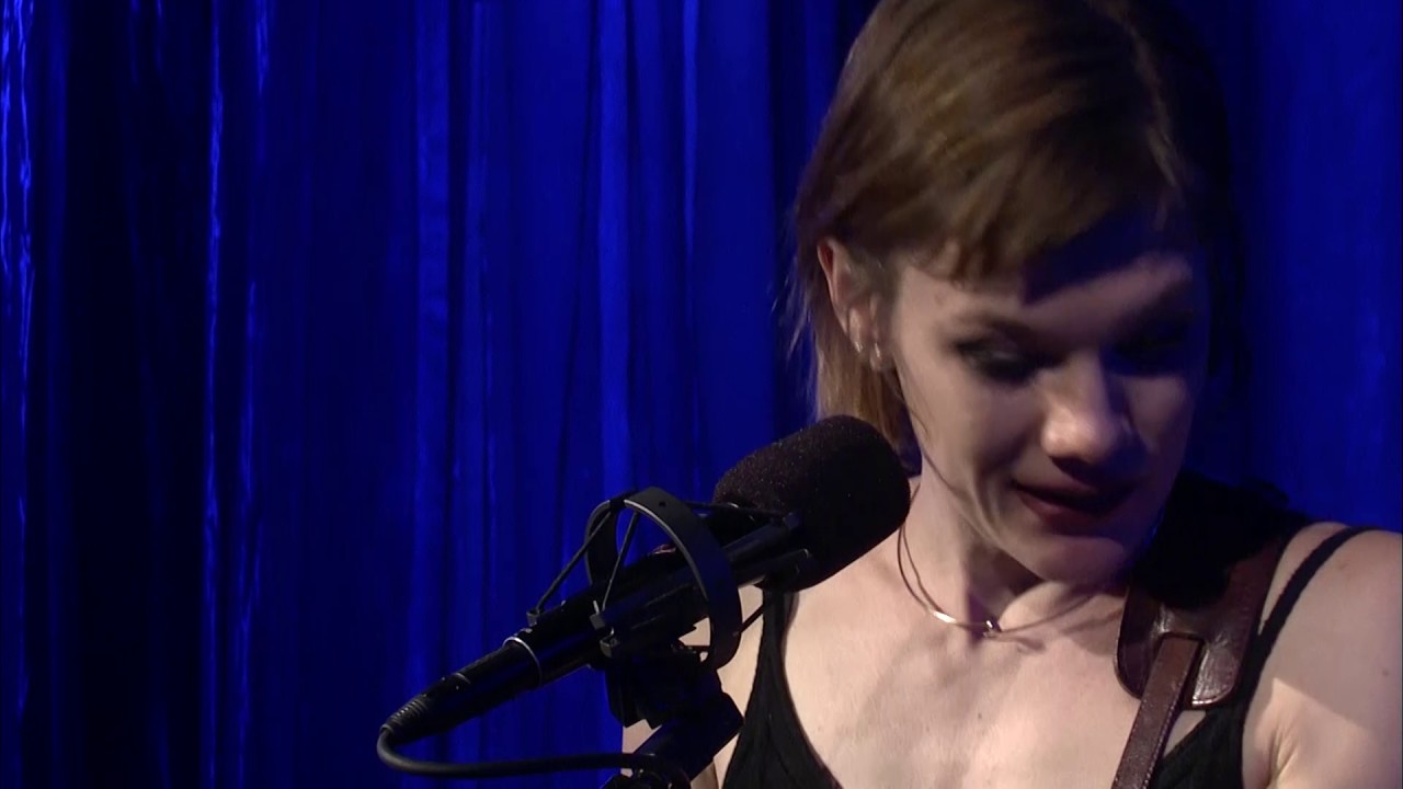 Trixie Whitley: 'Hotter | Burn'