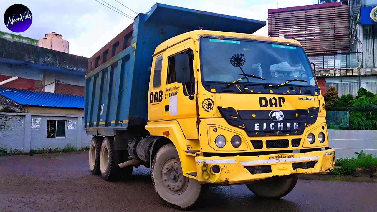 Bangla Trucks Compilation 17 | Eicher Pro 5025 tipper rolling through the wet road | Heavy Trucks