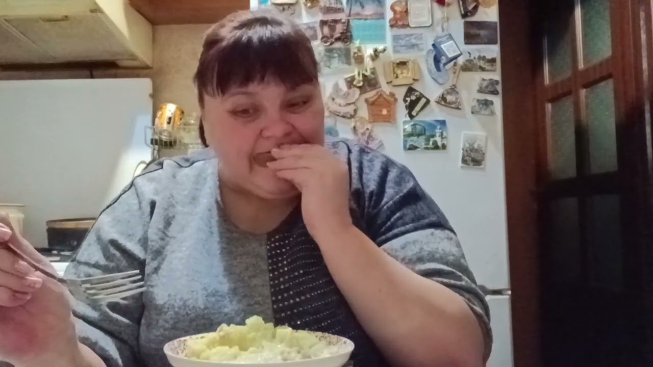 жрём и нетолстеем и мне не жирно вам не знаю 🤪🤪🤪